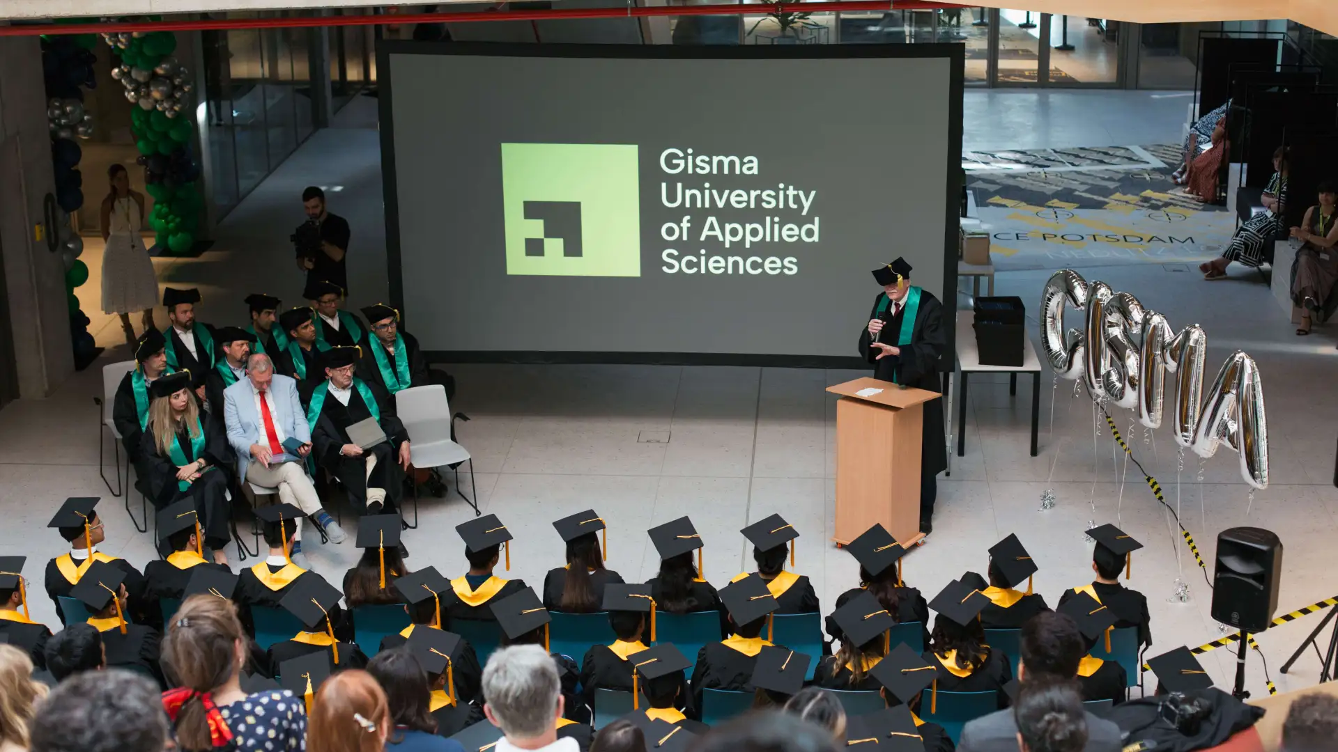 Ceremonia de graduación · Gisma University